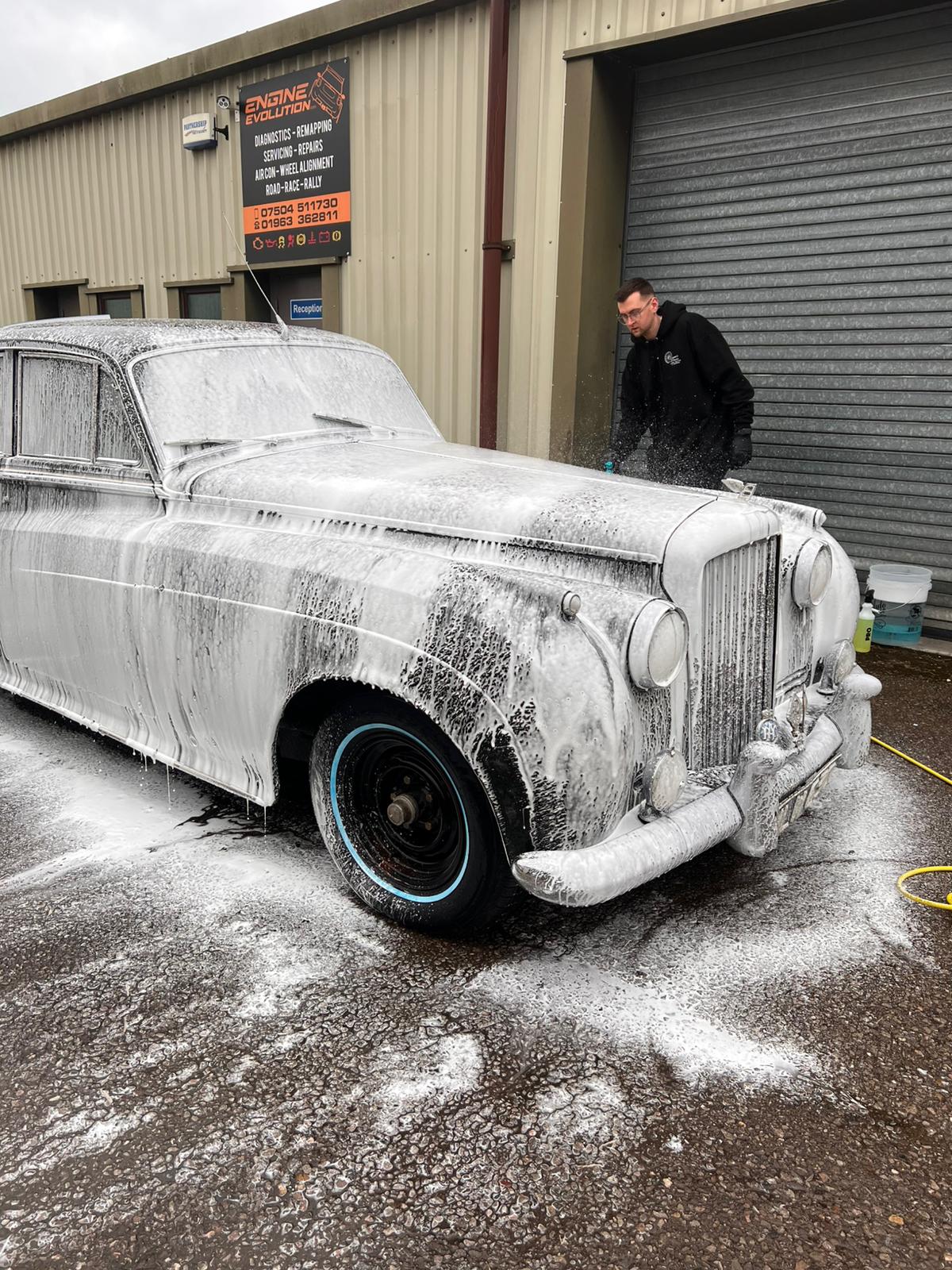 Wynn's Wheels valeting work 1